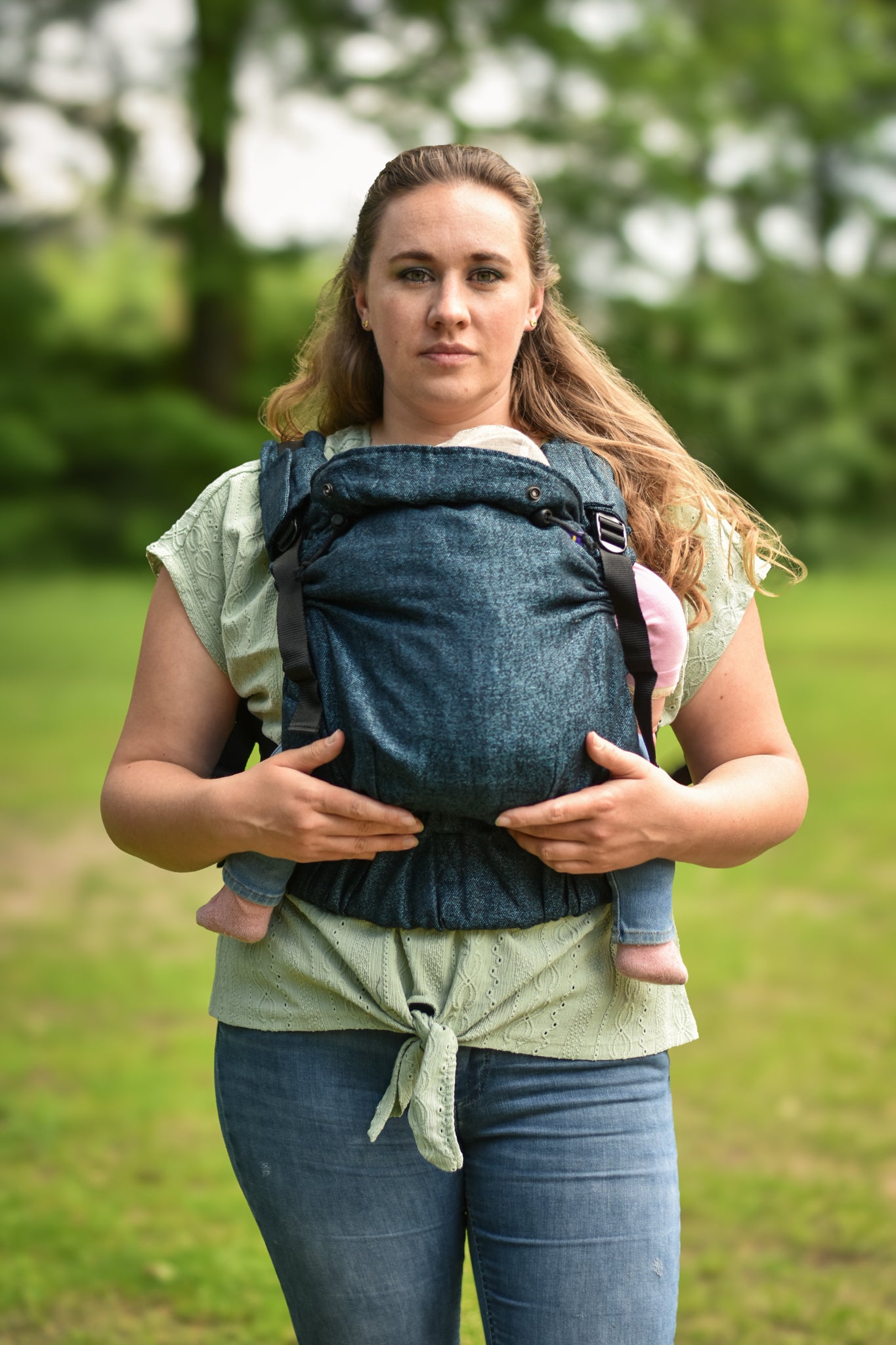Jeans Petrol Black Delave Linen - Hug Mochila