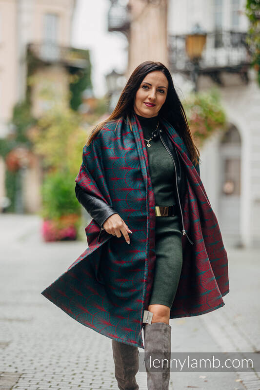 Deco Maroon Moss - Shawls
