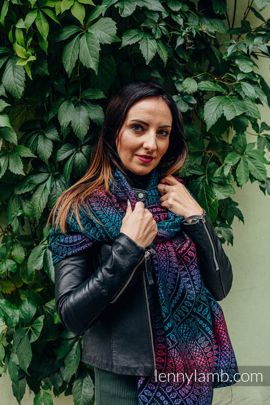 Peacock's Tail Black Opal - Shawls