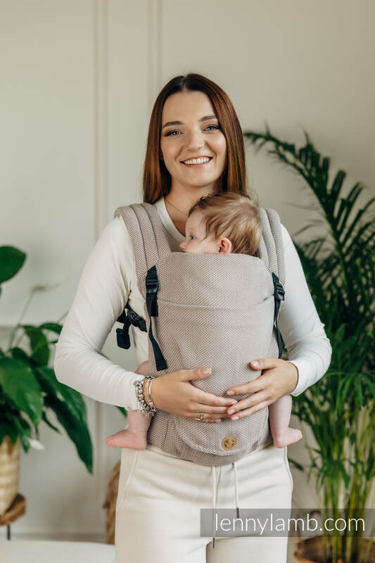 Almond - LennyLight Linea Básica - Mochila Ergonómica