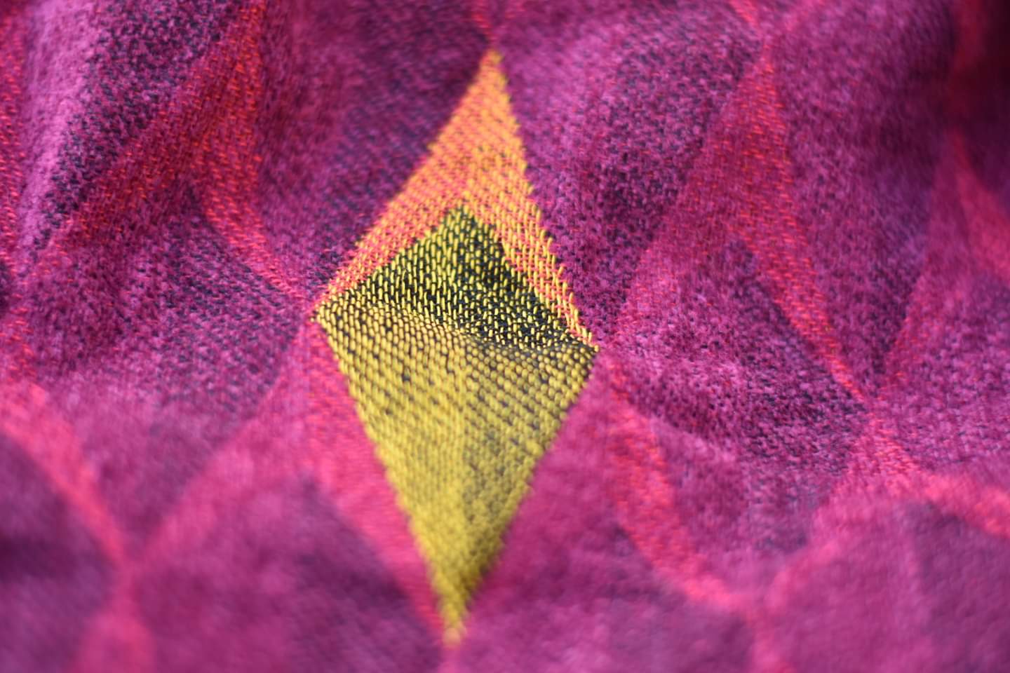 Kite Trinity Towell Black Girondo Yellow