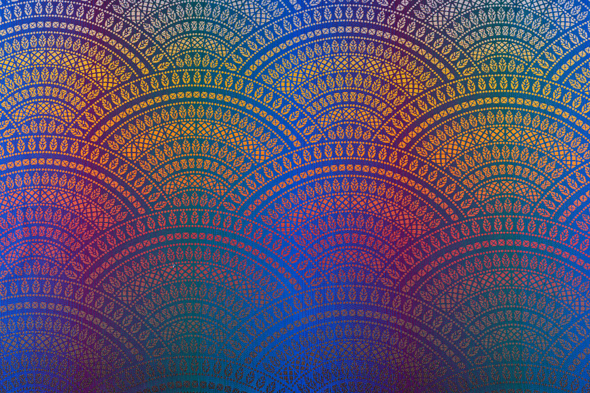 PEACOCK'S TAIL - BOLERO | LennyLight