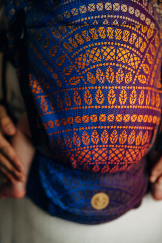 PEACOCK'S TAIL - BOLERO | LennyLight