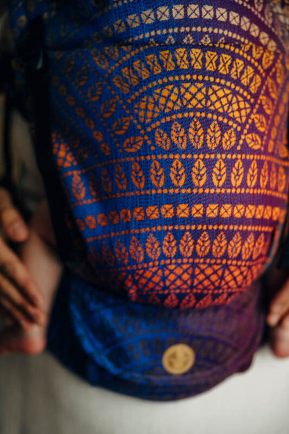PEACOCK'S TAIL - BOLERO | LennyLight