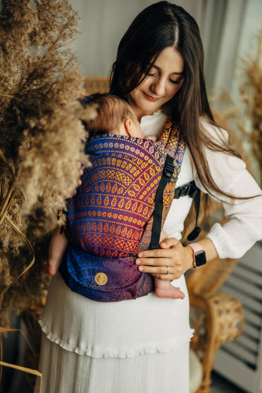 PEACOCK'S TAIL - BOLERO | LennyLight